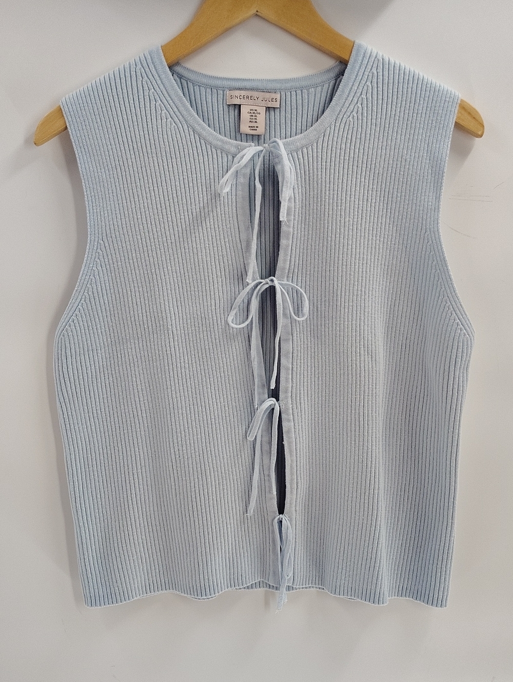 Sincerely Jules Top Size XL Tie Front Sleeveless Sweater Fabric Light Blue